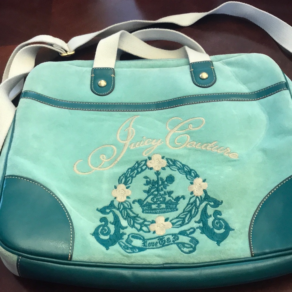 Juicy Couture laptop case 💙💚
